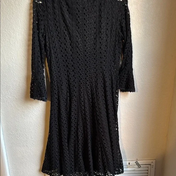 Rabbit Rabbit Rabbit. Dress 🖤 - Picture 3 of 5